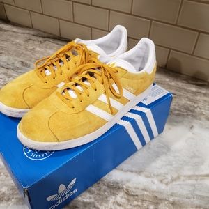 Adidas Gazelle like new